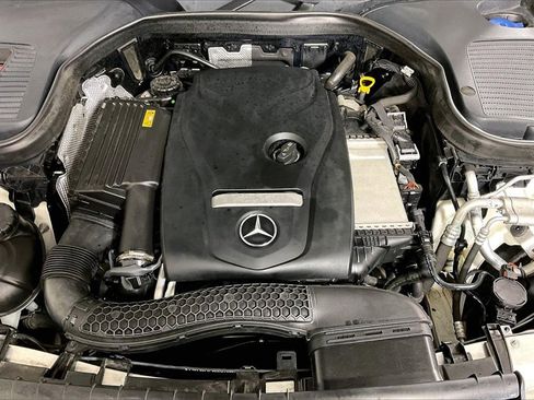 Used 2017 Mercedes-Benz GLC 300 4MATIC Coupe w/ Premium 2 Package image 9