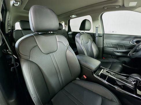 Certified 2023 Kia Sorento SX AWD/4WD image 29
