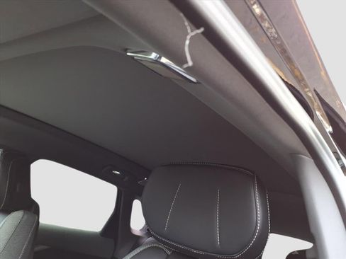 New 2026 Cadillac Optiq Luxury 1 image 13