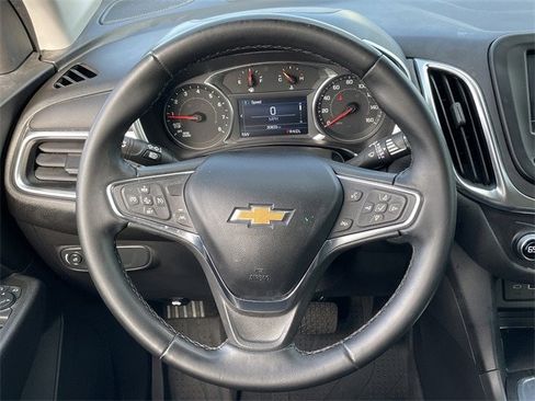 Used 2023 Chevrolet Equinox LT image 11
