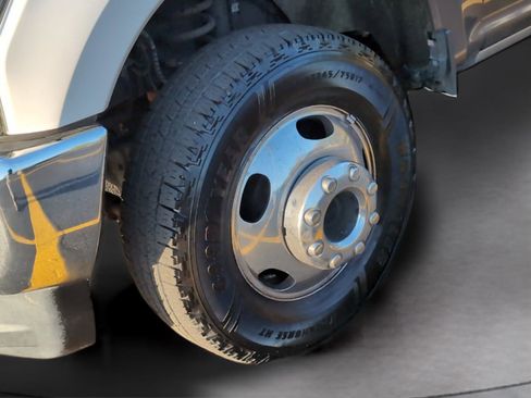 Used 2019 Ford F350 King Ranch w/ King Ranch Ultimate Package image 11