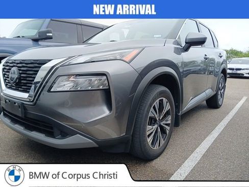 Used 2023 Nissan Rogue SV FWD image 2