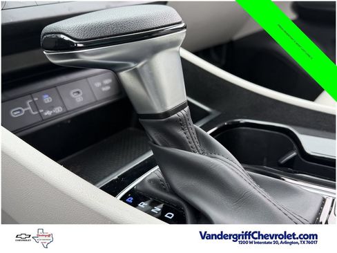 Used 2025 Hyundai Tucson SE FWD image 19