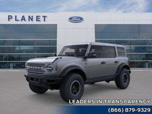 New 2025 Ford Bronco Badlands image 1