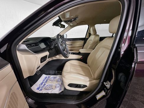 Used 2022 Jeep Grand Cherokee L Limited w/ Luxury Tech Group II image 21