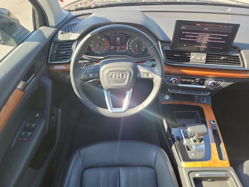 Used 2021 Audi Q5 2.0T Premium w/ Convenience Package AWD/4WD image 15