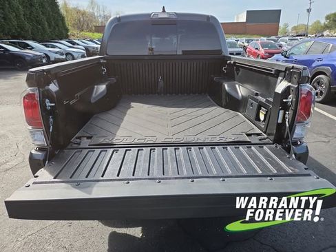 Used 2023 Toyota Tacoma 4x4 Double Cab image 17