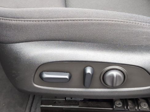 Used 2023 Chevrolet Malibu LT image 19