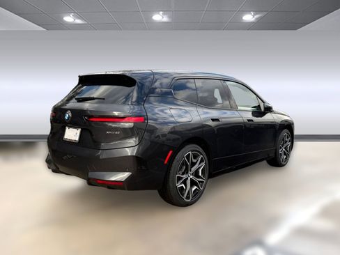 New 2026 BMW iX xDrive60 w/ Premium Package image 8