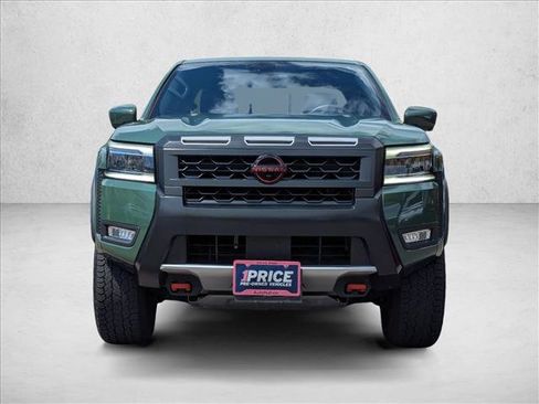 Used 2025 Nissan Frontier PRO-4X w/ Pro Convenience Package AWD/4WD image 2
