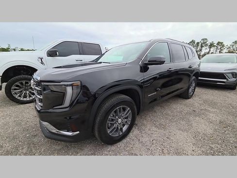 Used 2025 GMC Acadia Elevation image 30