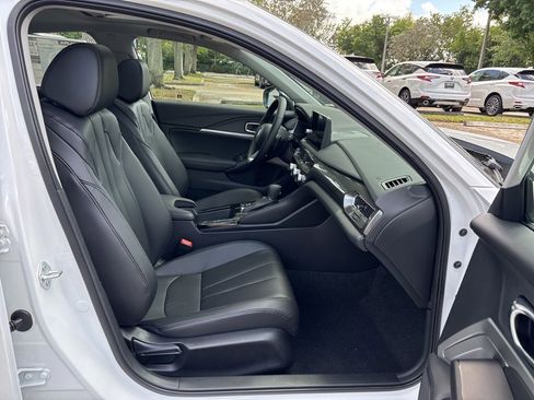 New 2026 Acura Integra FWD image 17