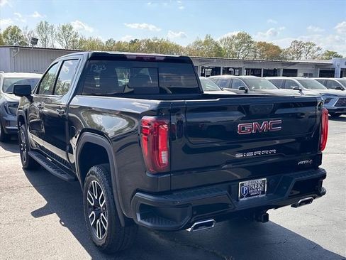 New 2026 GMC Sierra 1500 AT4 w/ AT4 Premium Package image 8