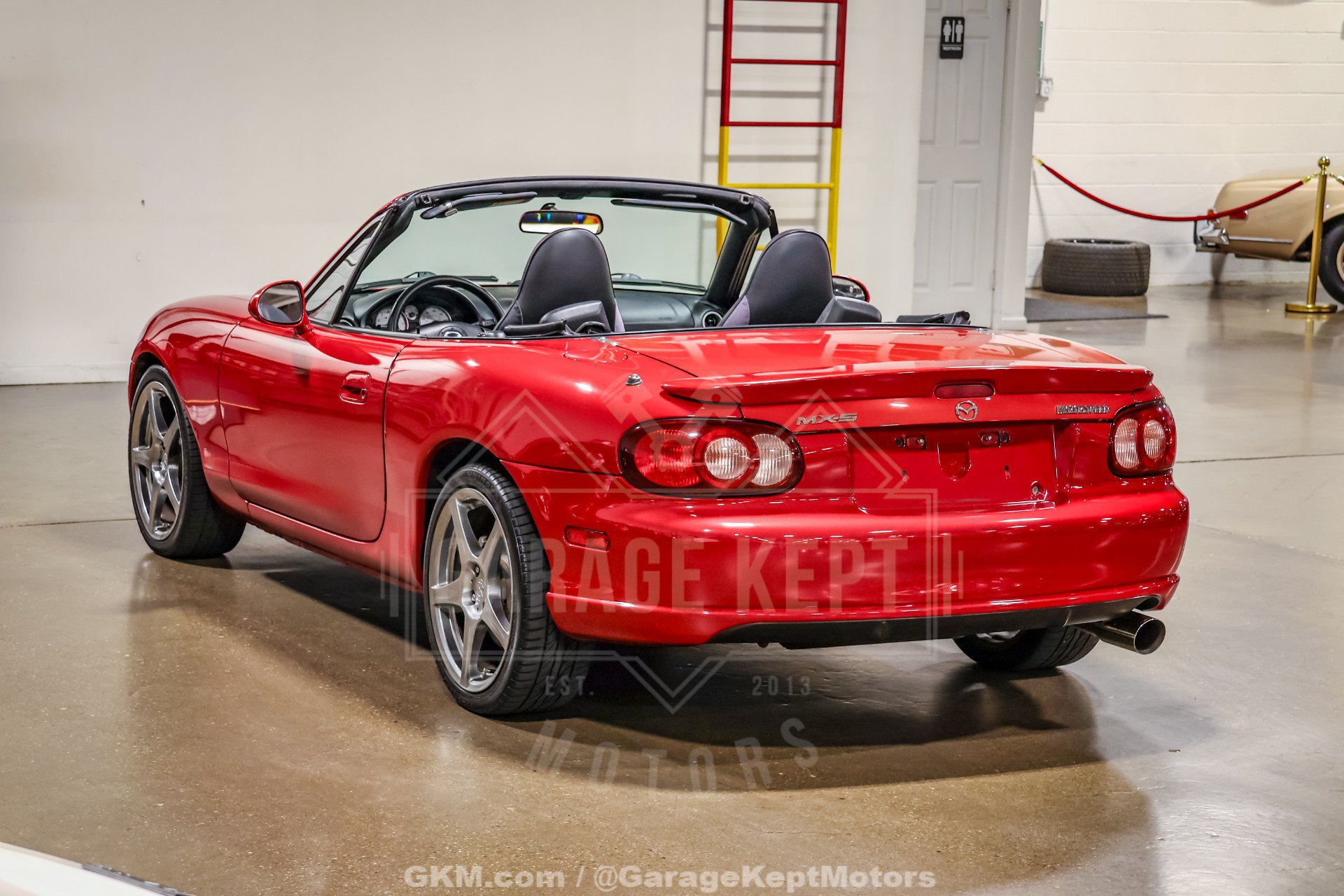 Used 2004 MAZDA MX-5 Miata MAZDASPEED w/ Grand Touring Pkg RWD image 23