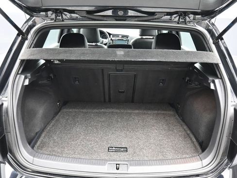 Used 2021 Volkswagen GTI Autobahn image 47