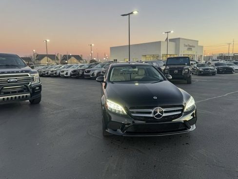 Used 2020 Mercedes-Benz C 300 4MATIC Sedan image 2