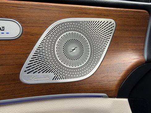 Used 2022 Mercedes-Benz GLE 350 w/ AMG Line Exterior image 33