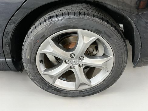Used 2014 Toyota Venza LE image 11