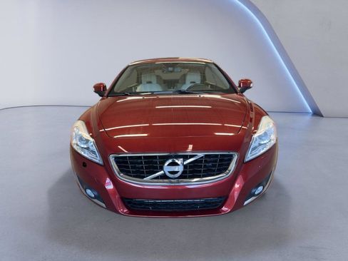 Used 2013 Volvo C70 T5 FWD image 2