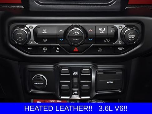 Used 2021 Jeep Wrangler Unlimited Rubicon w/ Dual Top Group AWD/4WD image 15