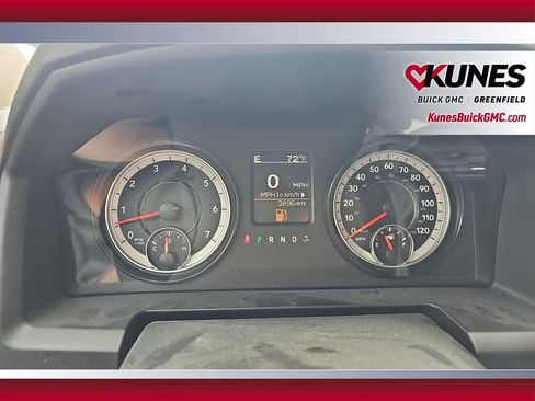 Used 2022 RAM 1500 Classic SLT AWD/4WD image 13