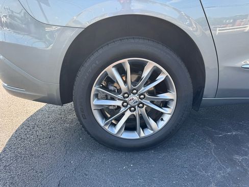 Used 2023 Buick Enclave Avenir w/ Avenir Technology Package image 10