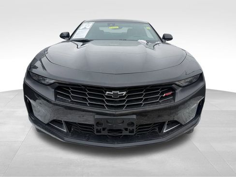 Used 2023 Chevrolet Camaro LT image 2