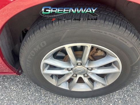 Used 2015 Dodge Grand Caravan SXT FWD image 4