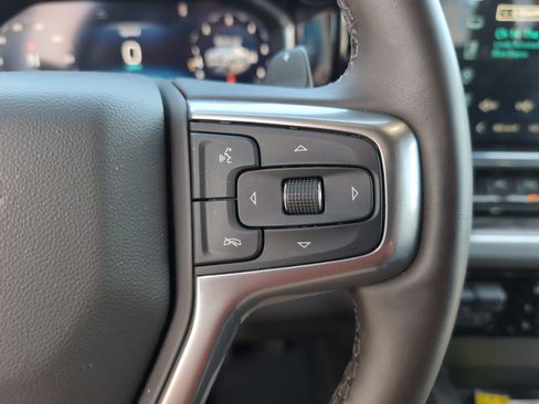 Used 2025 Chevrolet Silverado 1500 LTZ w/ LTZ Convenience Package II AWD/4WD image 20