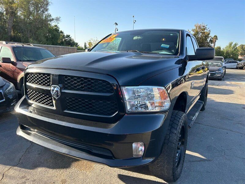 Used 2018 RAM 1500 Express RWD image 32