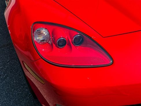 Used 2010 Chevrolet Corvette Grand Sport w/ Preferred Equipment Group image 15