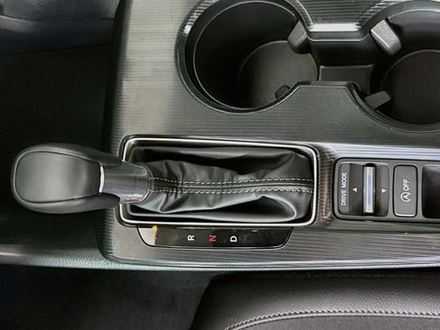 Used 2025 Honda Civic Sport image 19