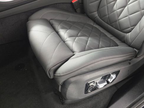 New 2026 BMW X5 xDrive40i w/ M Sport Package image 14