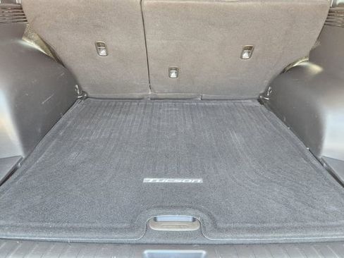 Used 2022 Hyundai Tucson SEL w/ Winter Package FWD image 32