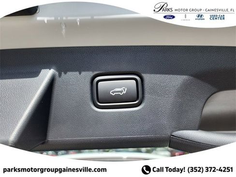 New 2025 Hyundai Tucson SEL image 9