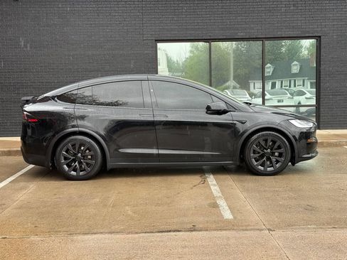 Used 2022 Tesla Model X Plaid AWD/4WD image 11