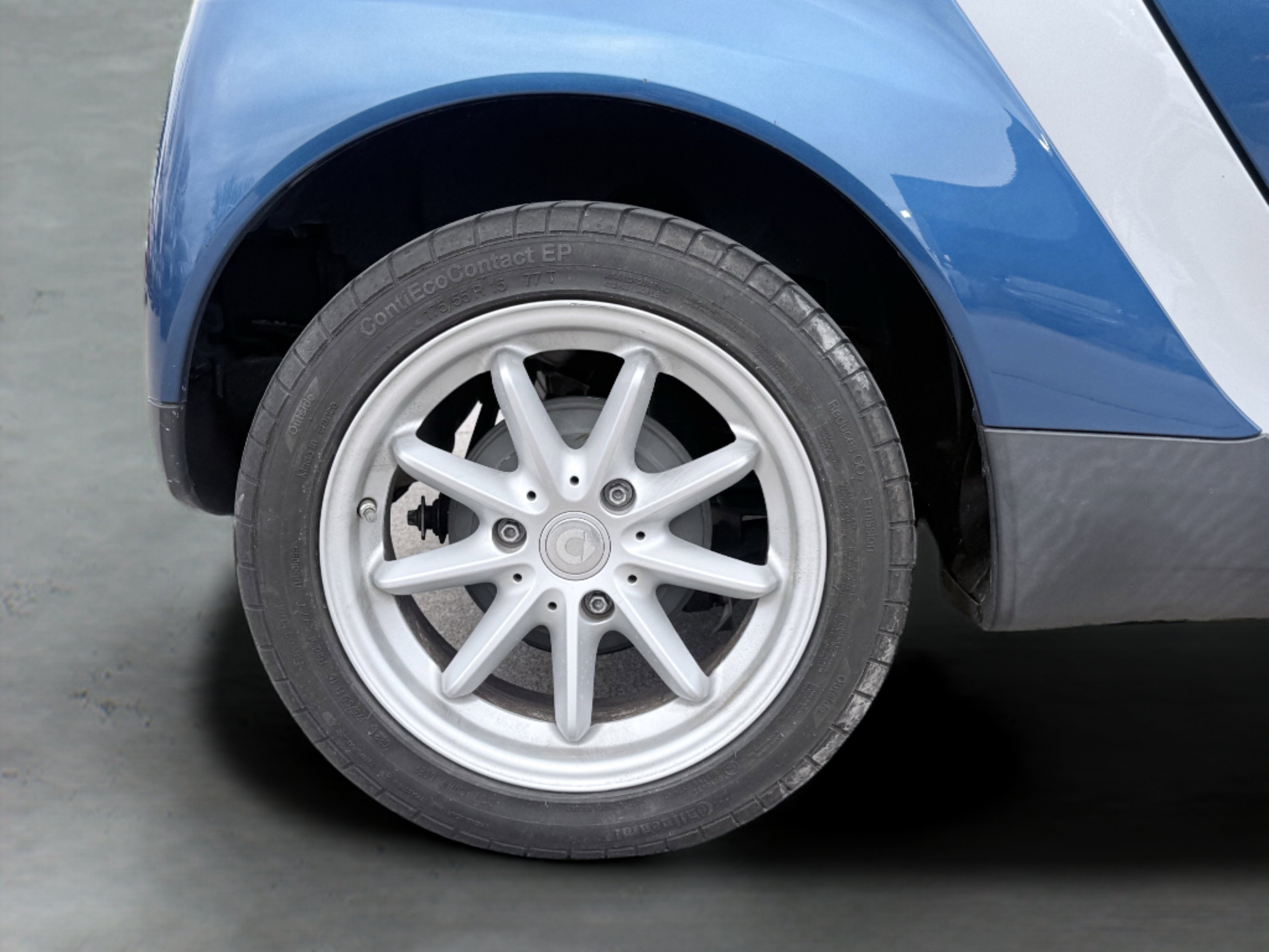 Used 2008 smart fortwo passion RWD image 9