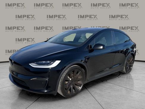 Used 2023 Tesla Model X image 1
