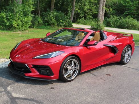 Used 2023 Chevrolet Corvette Stingray Preferred Conv w/ Z51 Performance Package RWD image 4