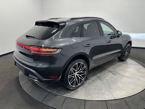 Certified 2026 Porsche Macan AWD/4WD image 7