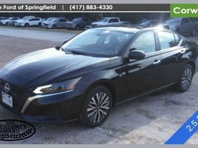 Used 2025 Nissan Altima 2.5 SV