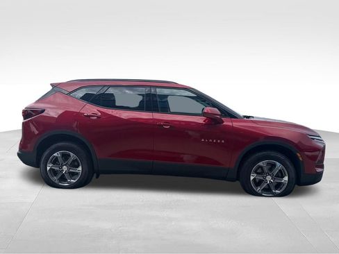 Used 2024 Chevrolet Blazer LT w/ Convenience Package FWD image 7