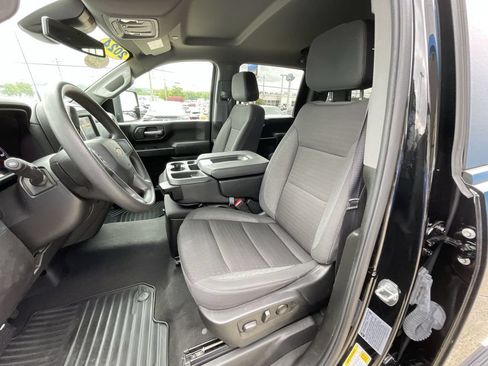 Certified 2024 Chevrolet Silverado 2500 Custom w/ Custom Convenience Package AWD/4WD image 19