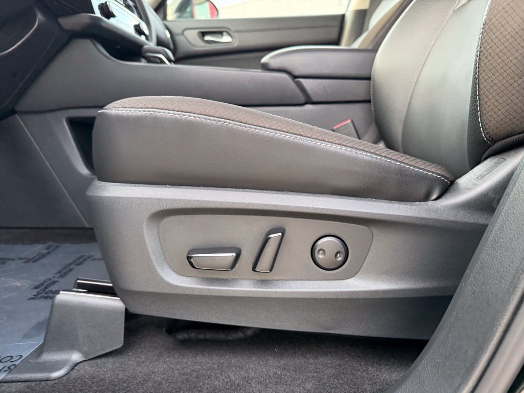 Certified 2024 Nissan Pathfinder SL AWD/4WD image 13
