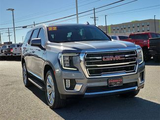 Used 2022 GMC Yukon SLT w/ SLT Luxury Package video 2