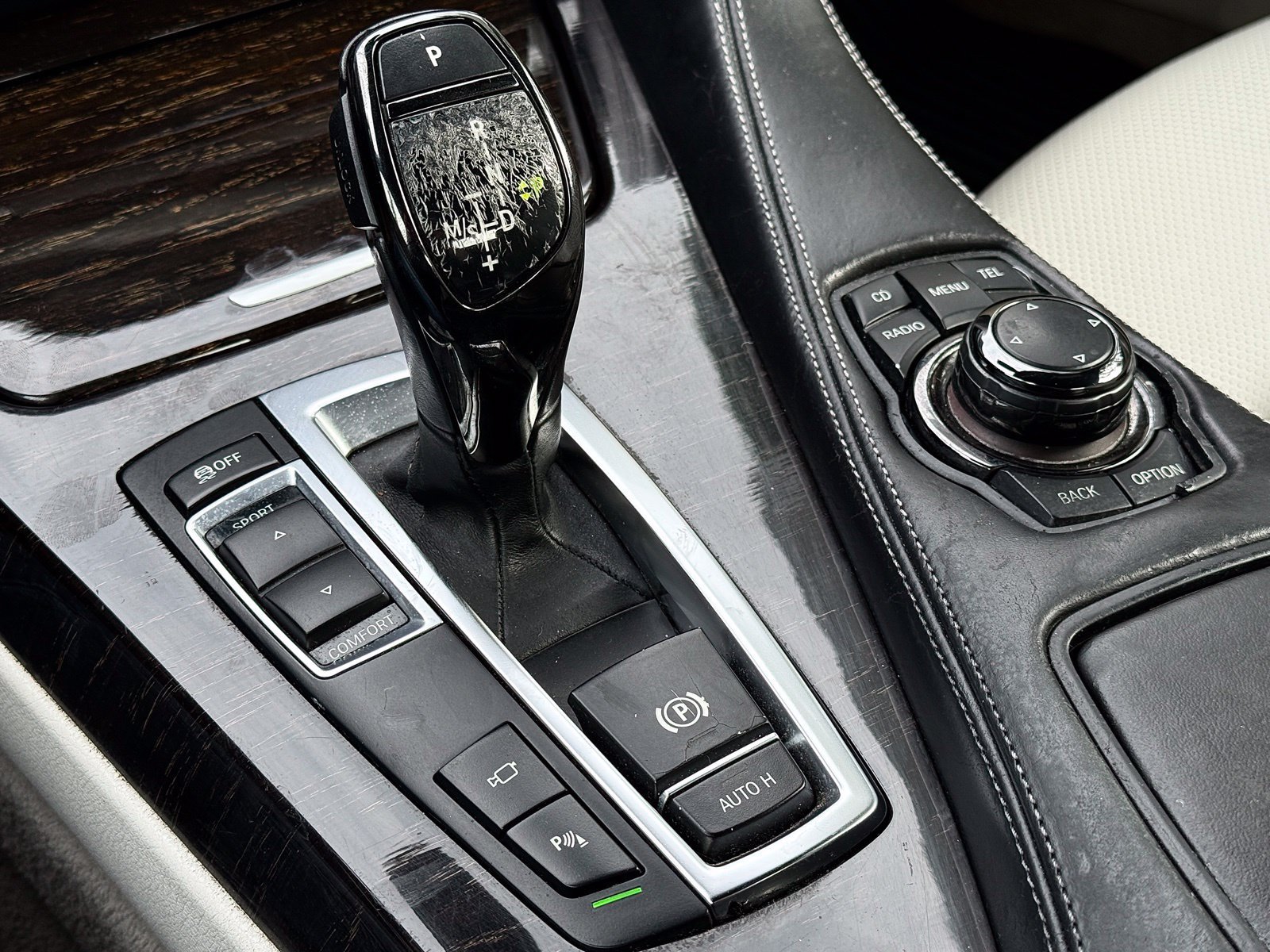Used 2012 BMW 650i Convertible w/ Driver Assistance Pkg RWD image 29