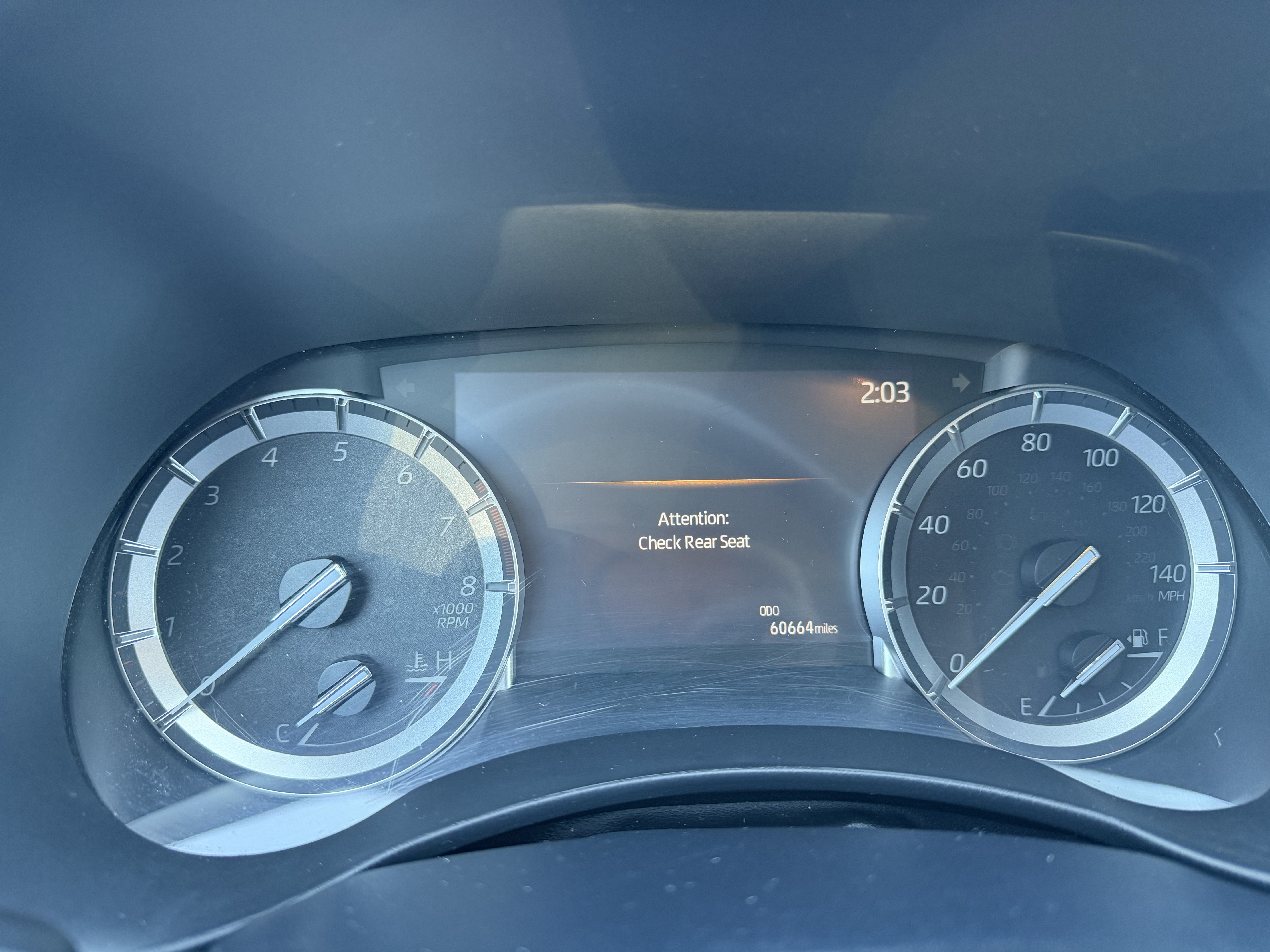 Used 2022 Toyota Highlander XLE AWD/4WD image 17