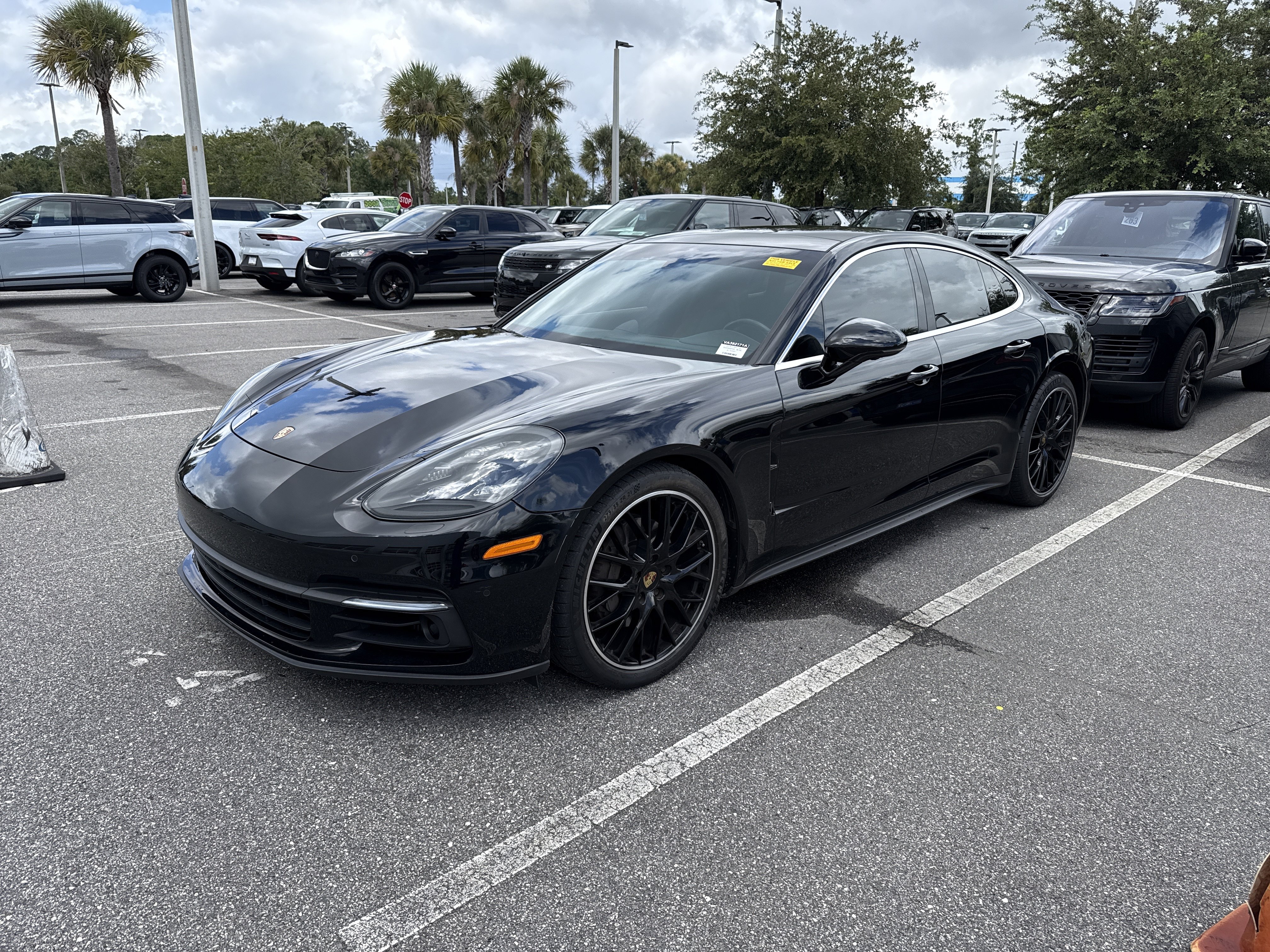 Used 2018 Porsche Panamera 4S AWD/4WD image 1