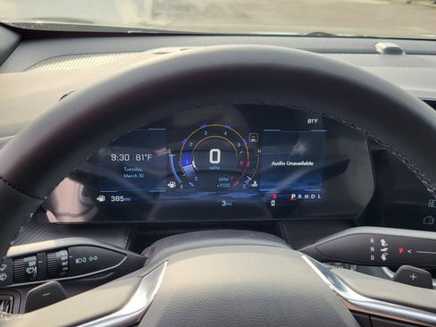 New 2026 Chevrolet Equinox LT w/ Safety and Technology Package FWD image 17