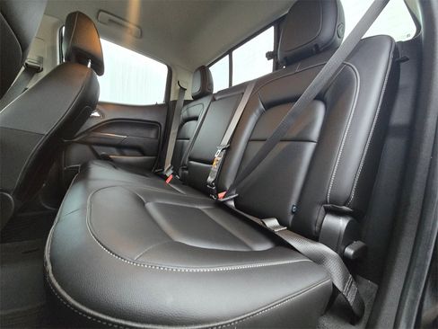 Used 2022 Chevrolet Colorado LT w/ Redline Special Edition image 13